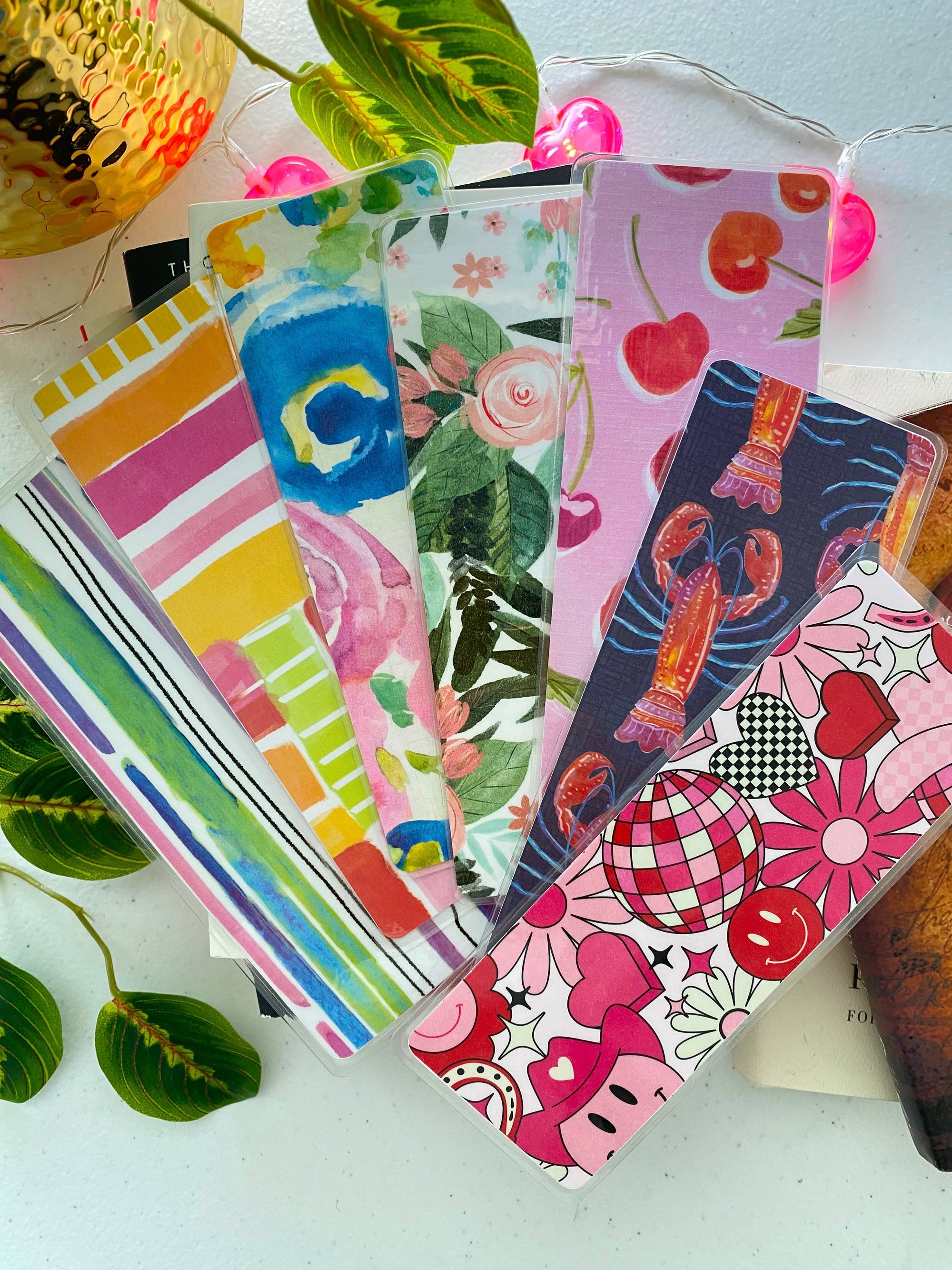Bulk bookmarks laminated variety / Styles vary (Qty. 10)